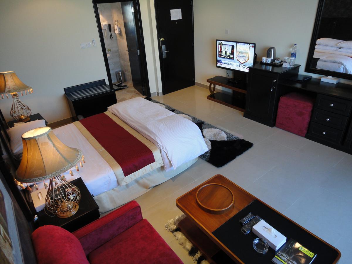Al Andalus Plaza Hotel Manama Exteriör bild