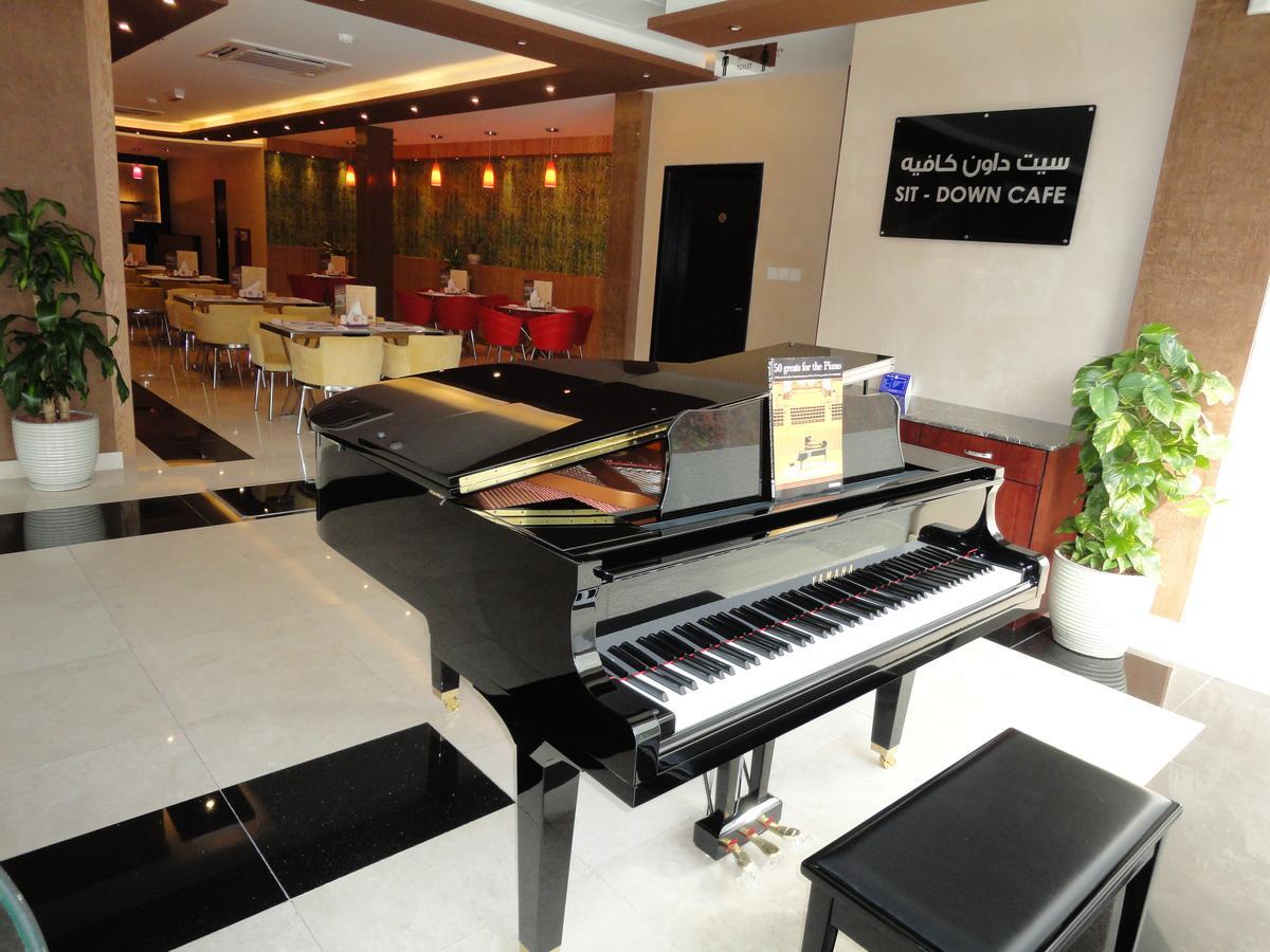 Al Andalus Plaza Hotel Manama Exteriör bild