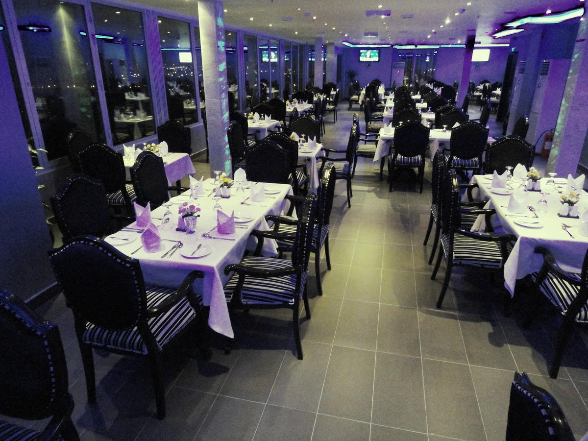 Al Andalus Plaza Hotel Manama Exteriör bild