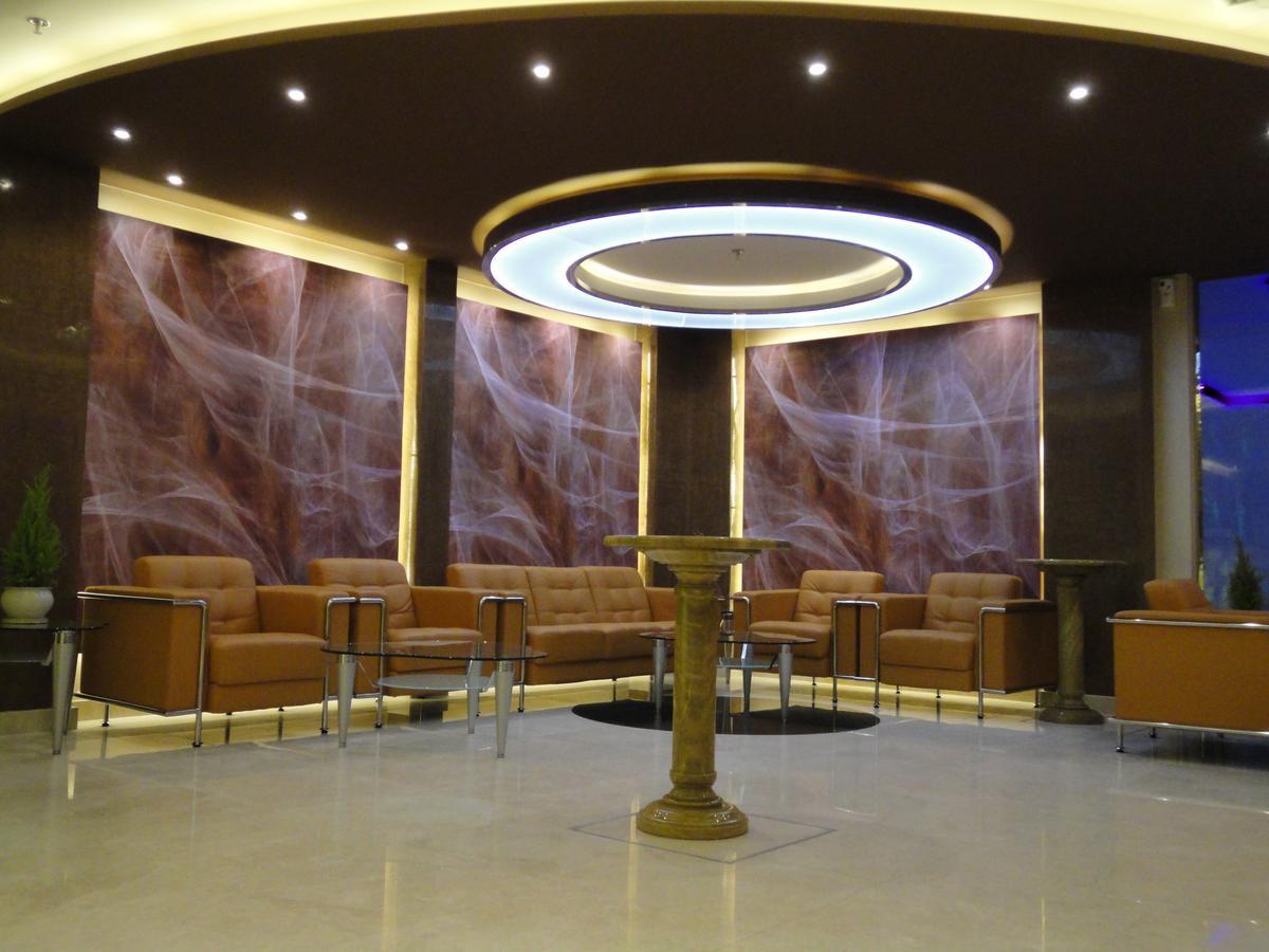 Al Andalus Plaza Hotel Manama Exteriör bild
