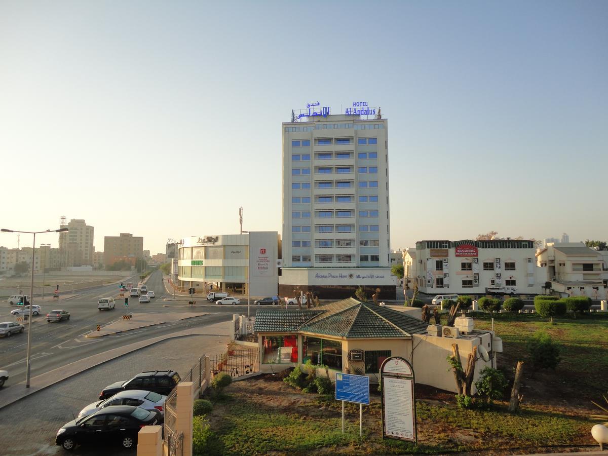 Al Andalus Plaza Hotel Manama Exteriör bild