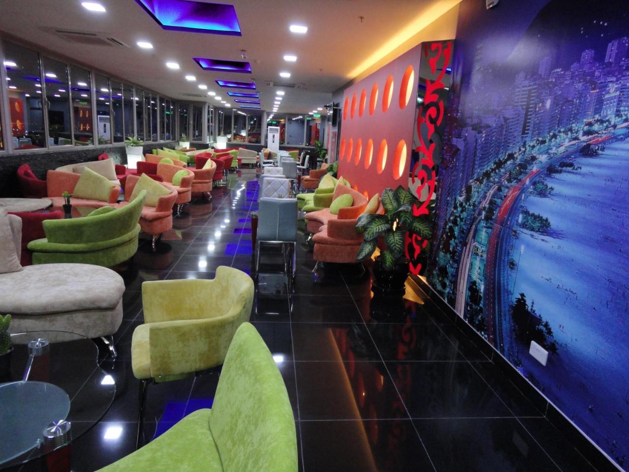 Al Andalus Plaza Hotel Manama Exteriör bild