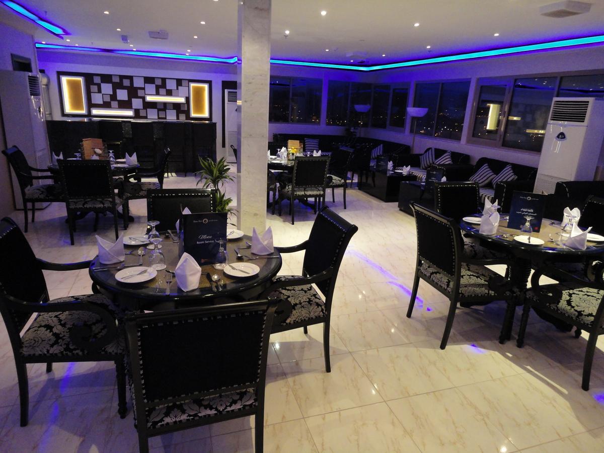 Al Andalus Plaza Hotel Manama Exteriör bild